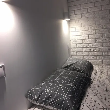 Tiras Scandinavian In City Apartment *
